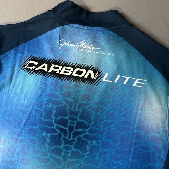 Bass Pro Shops Blue Gradient Men's Rash Guard. Small - Picture 2 of 5